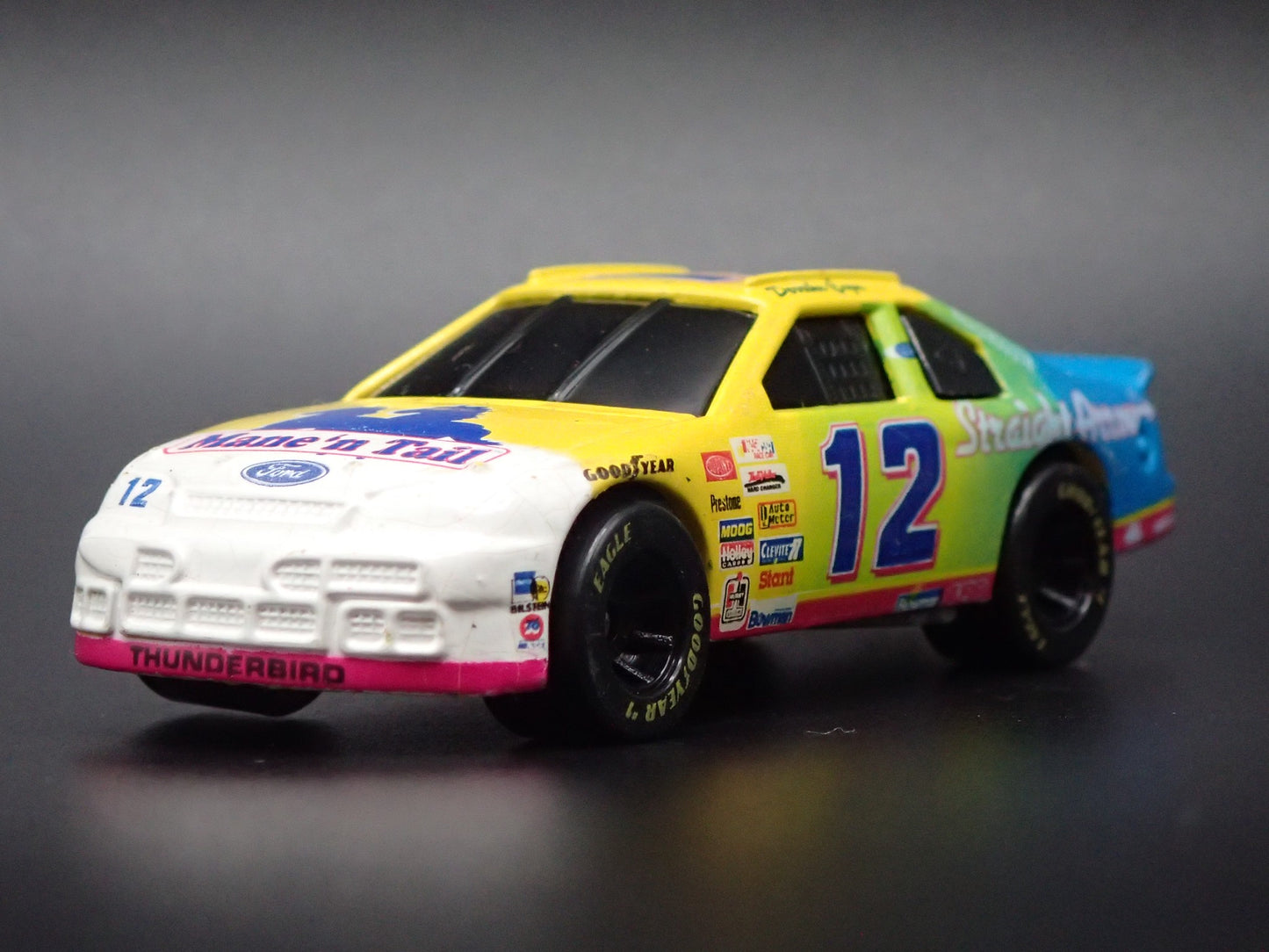 1995 95 FORD THUNDERBIRD 12 DERRIKE COPE NASCAR 1:64 SCALE DIECAST MODEL CAR