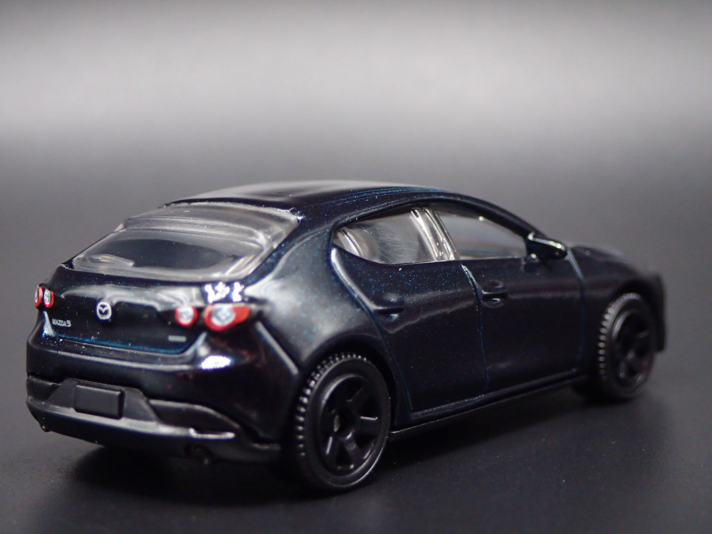 2019-2025 MAZDA 3 4 FOUR DOOR HATCHBACK 1:64 SCALE DIORAMA DIECAST MODEL CAR