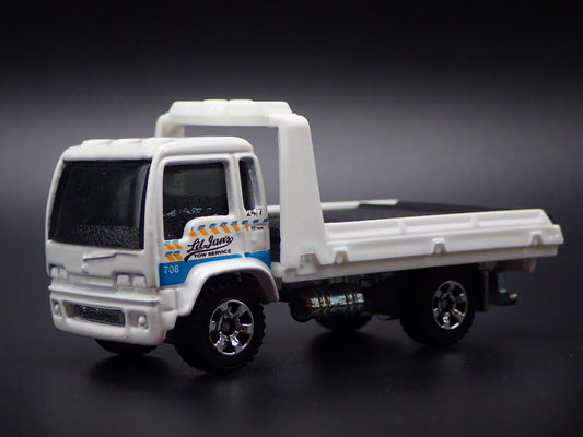 MODERN TOWING COMPANY FLATBED TRUCK WHITE 1/64 SCALE COLLECTIBLE DIECAST MODEL