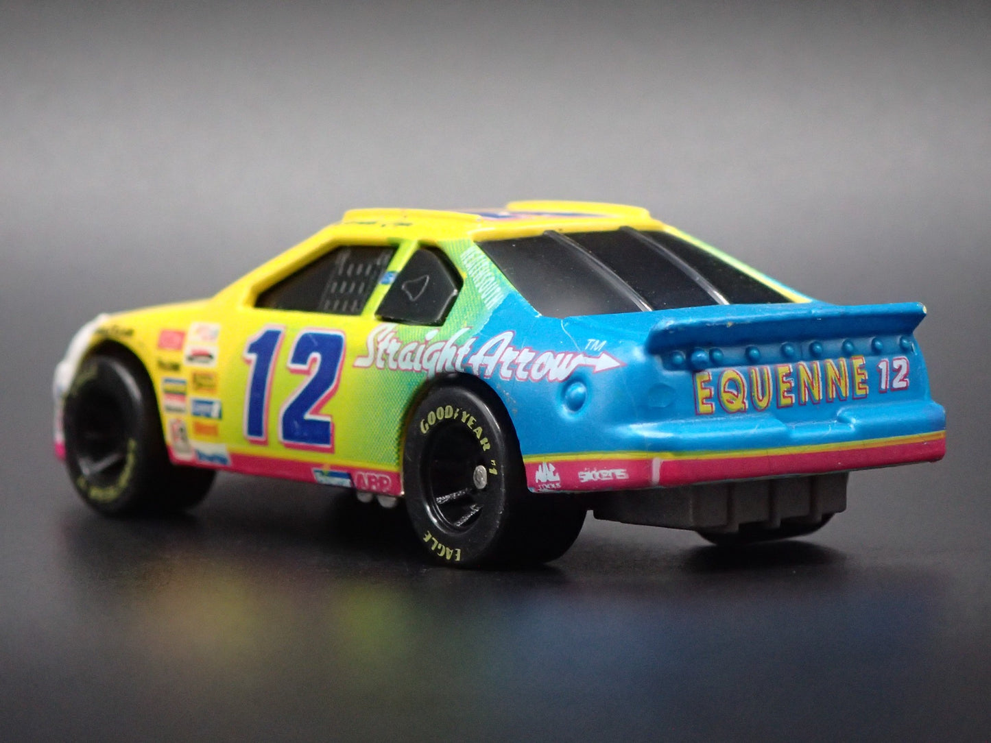 1995 95 FORD THUNDERBIRD 12 DERRIKE COPE NASCAR 1:64 SCALE DIECAST MODEL CAR