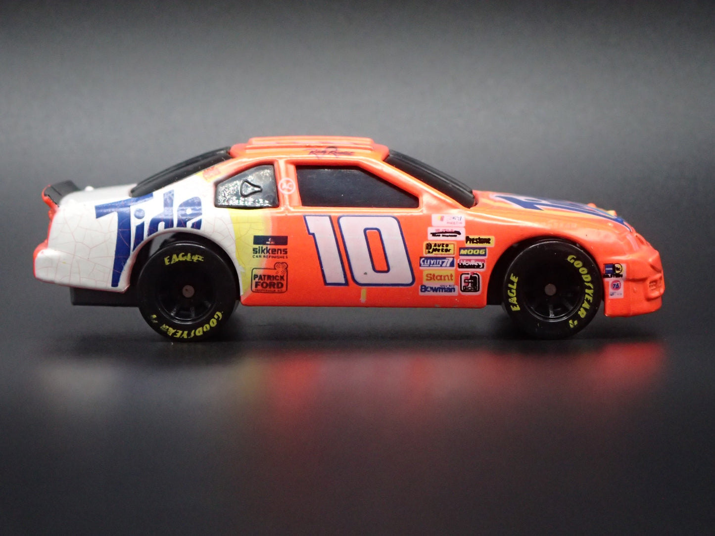 1995 95 FORD THUNDERBIRD 10 RICKY RUDD TIDE NASCAR 1:64 SCALE DIECAST MODEL CAR
