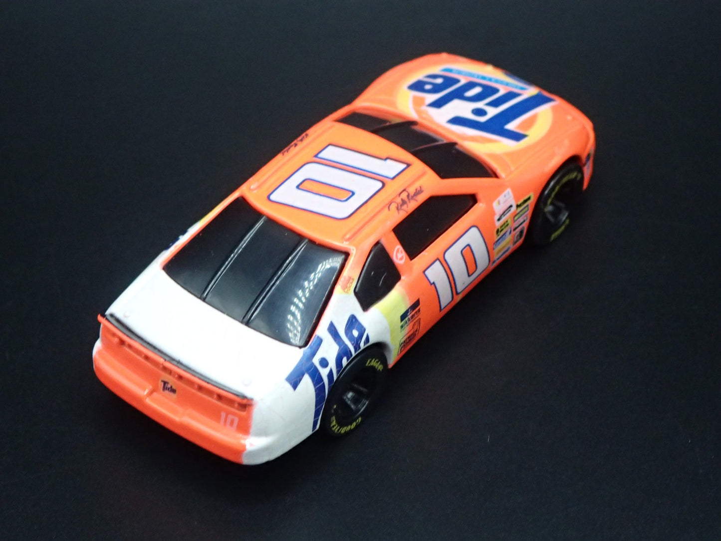 1995 95 FORD THUNDERBIRD 10 RICKY RUDD TIDE NASCAR 1:64 SCALE DIECAST MODEL CAR