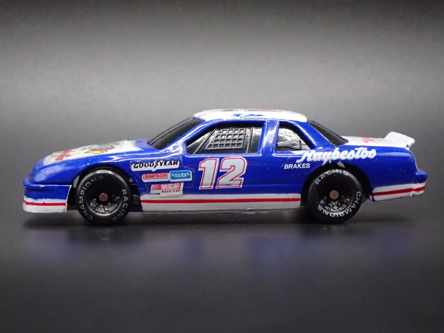 1991 91 BUICK REGAL 12 HUT STRICKLIN RAYBESTOS NASCAR 1:64 SCALE DIECAST CAR