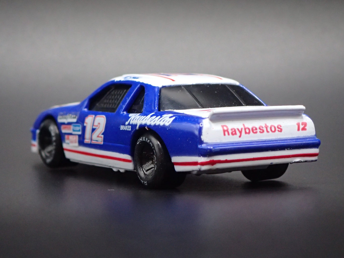 1991 91 BUICK REGAL 12 HUT STRICKLIN RAYBESTOS NASCAR 1:64 SCALE DIECAST CAR