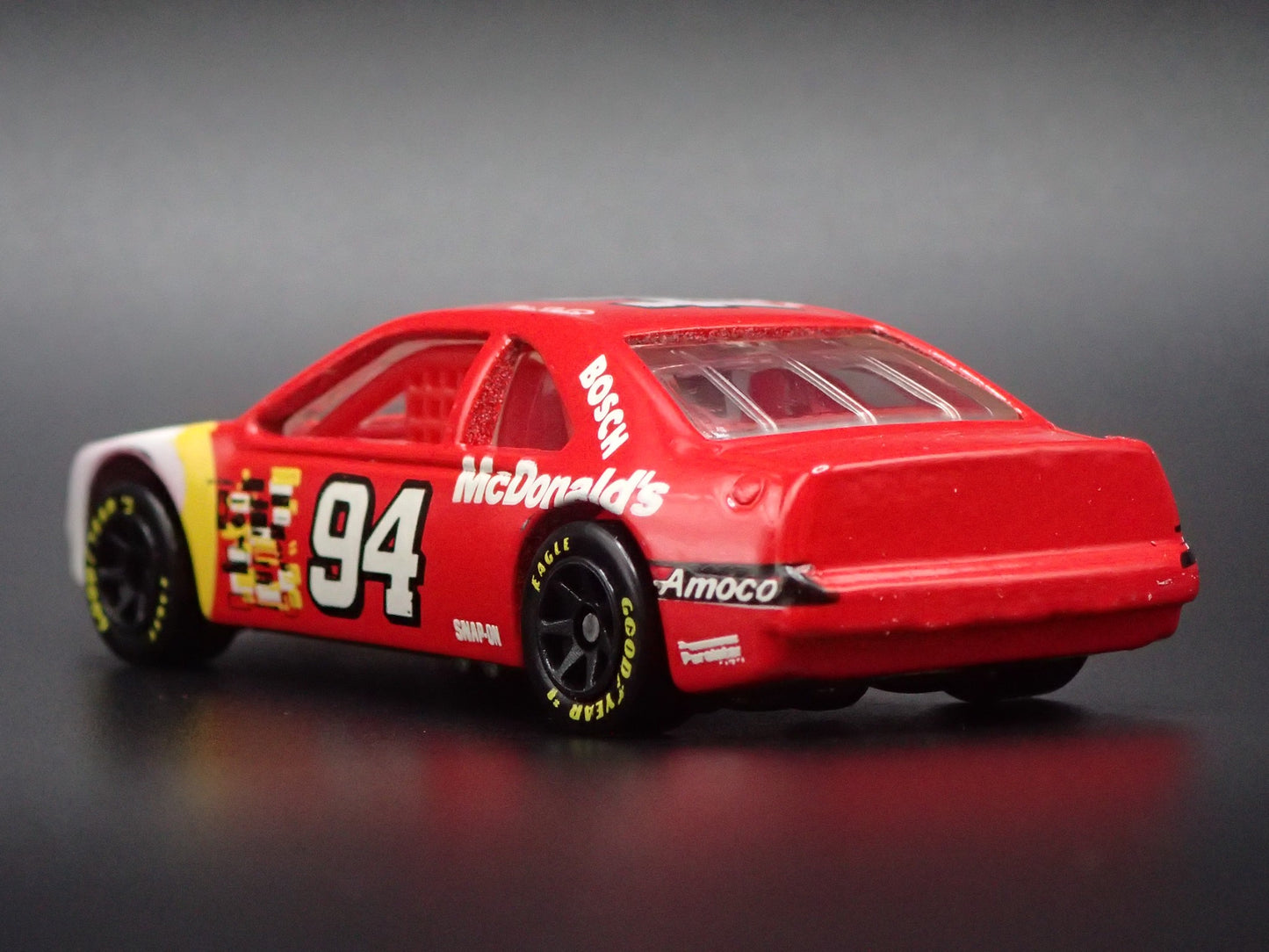 1997 97 FORD THUNDERBIRD 94 BILL ELLIOTT MCDONALDS NASCAR 1:64 DIECAST MODEL CAR