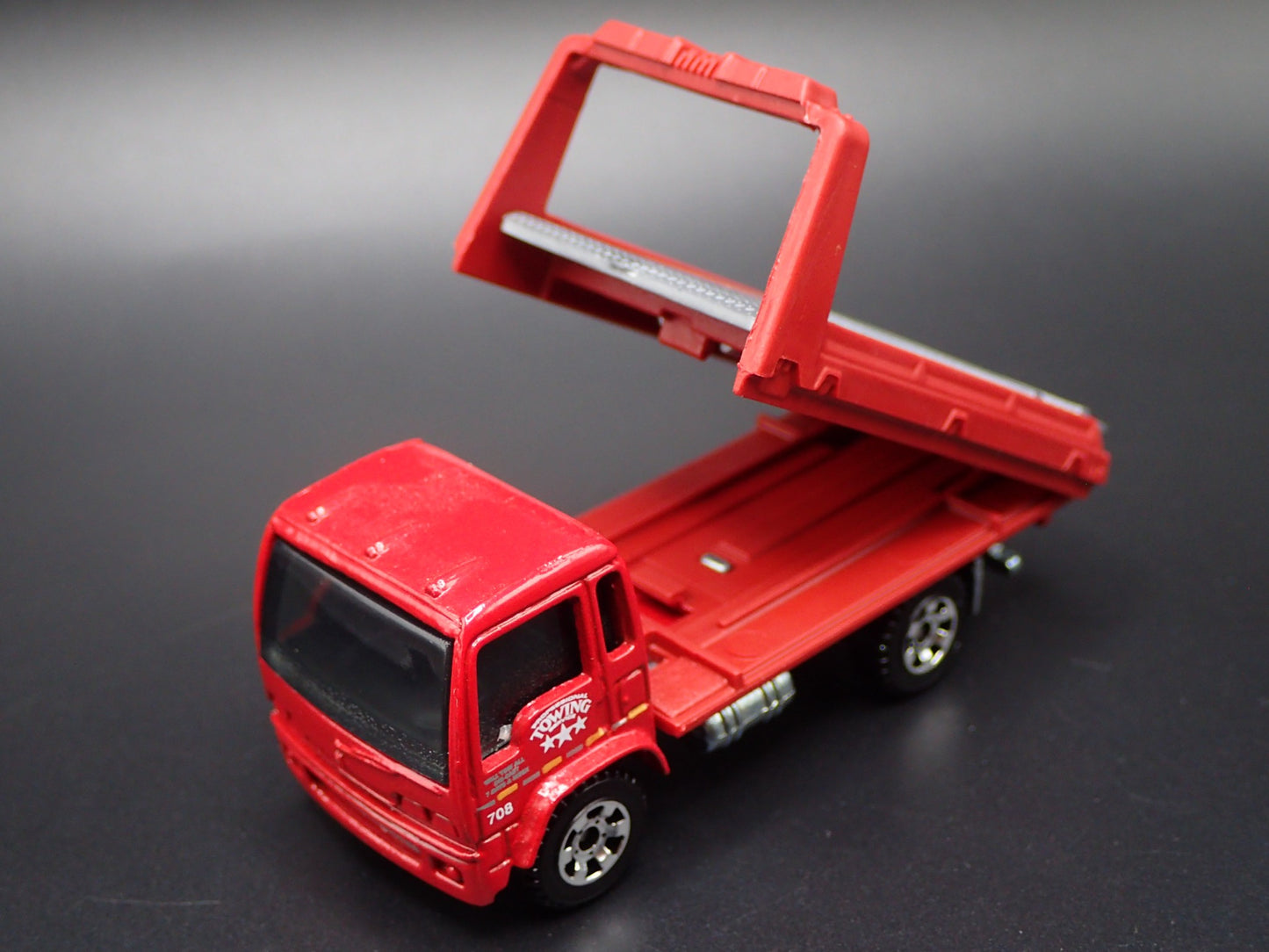MODERN TOWING COMPANY FLATBED TRUCK RED 1/64 SCALE COLLECTIBLE DIECAST MODEL
