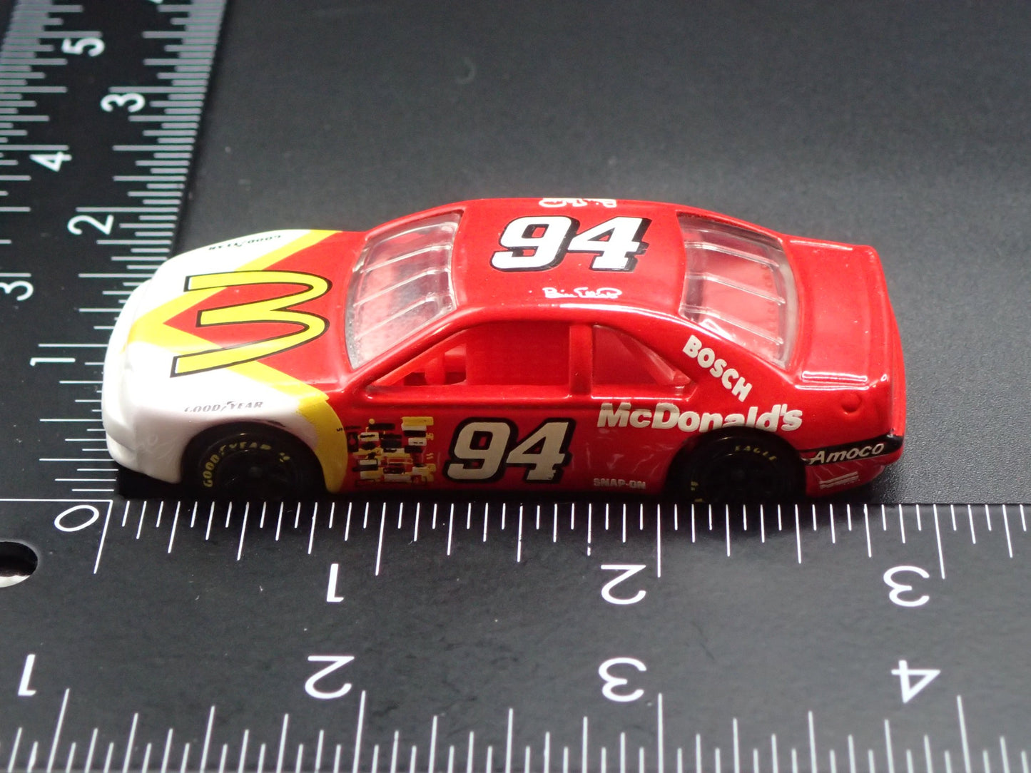1997 97 FORD THUNDERBIRD 94 BILL ELLIOTT MCDONALDS NASCAR 1:64 DIECAST MODEL CAR