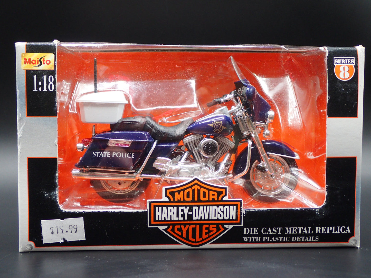 MICHIGAN STATE TROOPER HARLEY DAVIDSON MAISTO 1/18 MOTORCYCLE MODEL SERIES 8