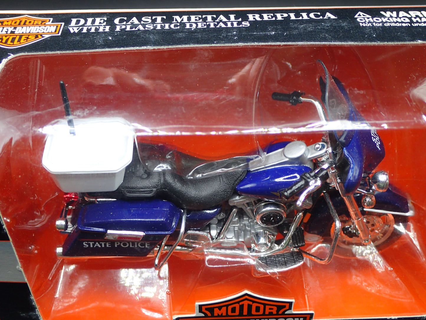 MICHIGAN STATE TROOPER HARLEY DAVIDSON MAISTO 1/18 MOTORCYCLE MODEL SERIES 8