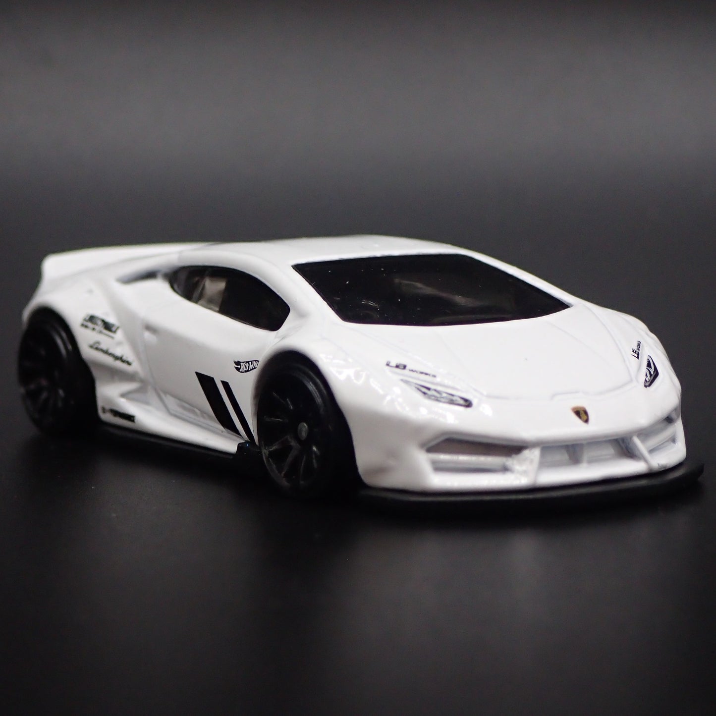 2019-2024 LAMBORGHINI HURACAN LB LIBERTY WORKS 1:64 SCALE DIECAST MODEL CAR