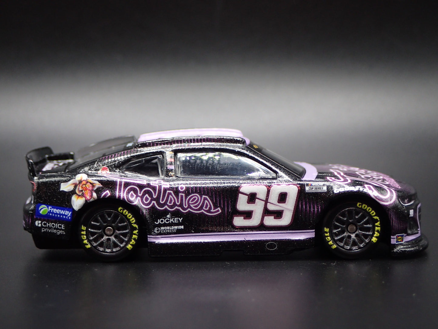 2024 24 CHEVY CAMARO ZL1 99 DANIEL SUAREZ TOOTSIES NASCAR 1:64 DIECAST MODEL CAR