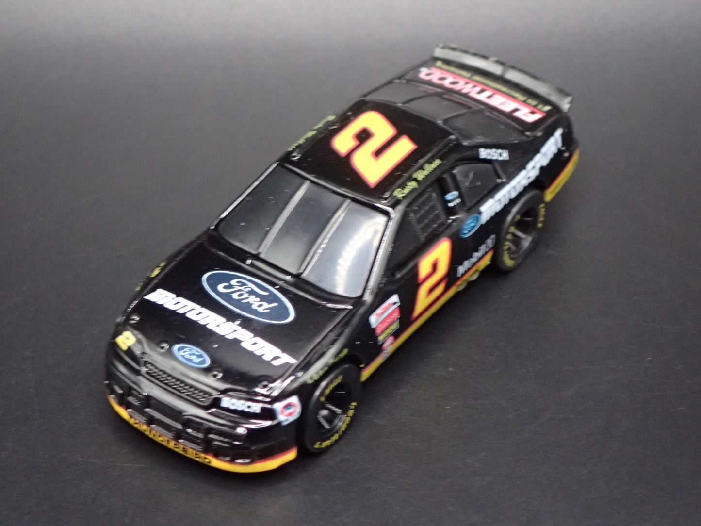 1995 95 FORD THUNDERBIRD 2 RUSTY WALLACE NASCAR 1:64 SCALE DIECAST MODEL CAR