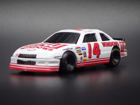 1995 CHEVROLET MONTE CARLO 14 TERRY LABONTE NASCAR 1:64 SCALE DIECAST MODEL CAR