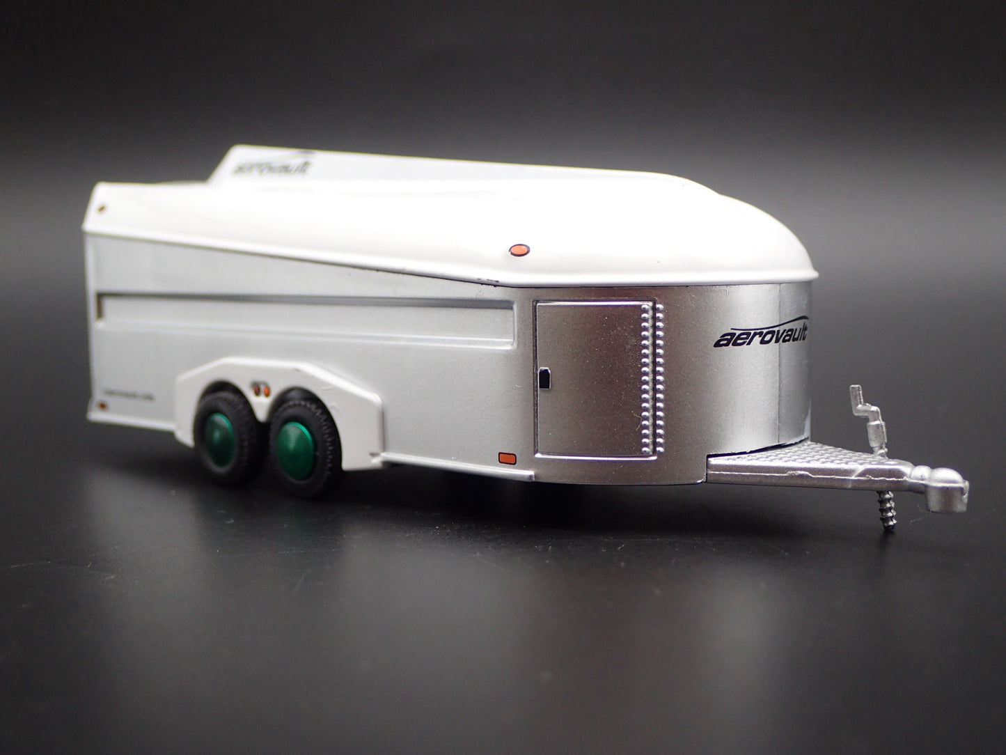 AEROVAULT MKII TRAILER GREEN MACHINE CHASE 1/64 SCALE DIORAMA DIECAST MODEL CAR