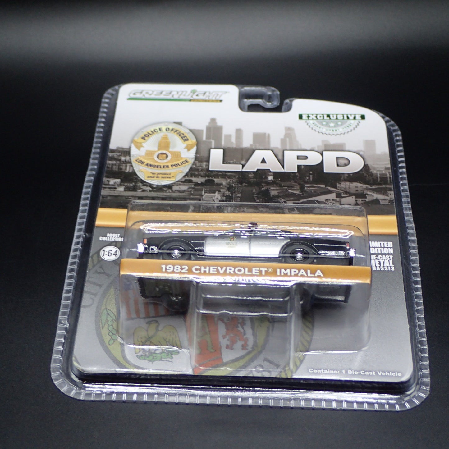2024 GREENLIGHT RAW GREEN MACHINE CHASE 1982 CHEVROLET IMPALA LAPD HOBBY EXCL