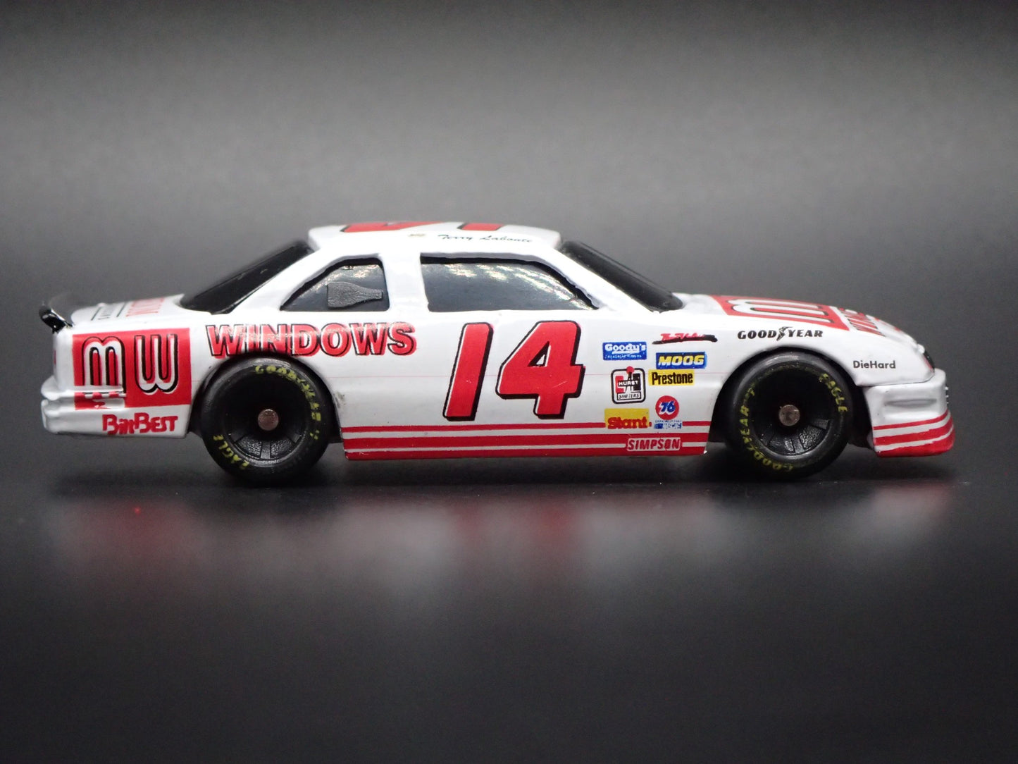 1995 CHEVROLET MONTE CARLO 14 TERRY LABONTE NASCAR 1:64 SCALE DIECAST MODEL CAR