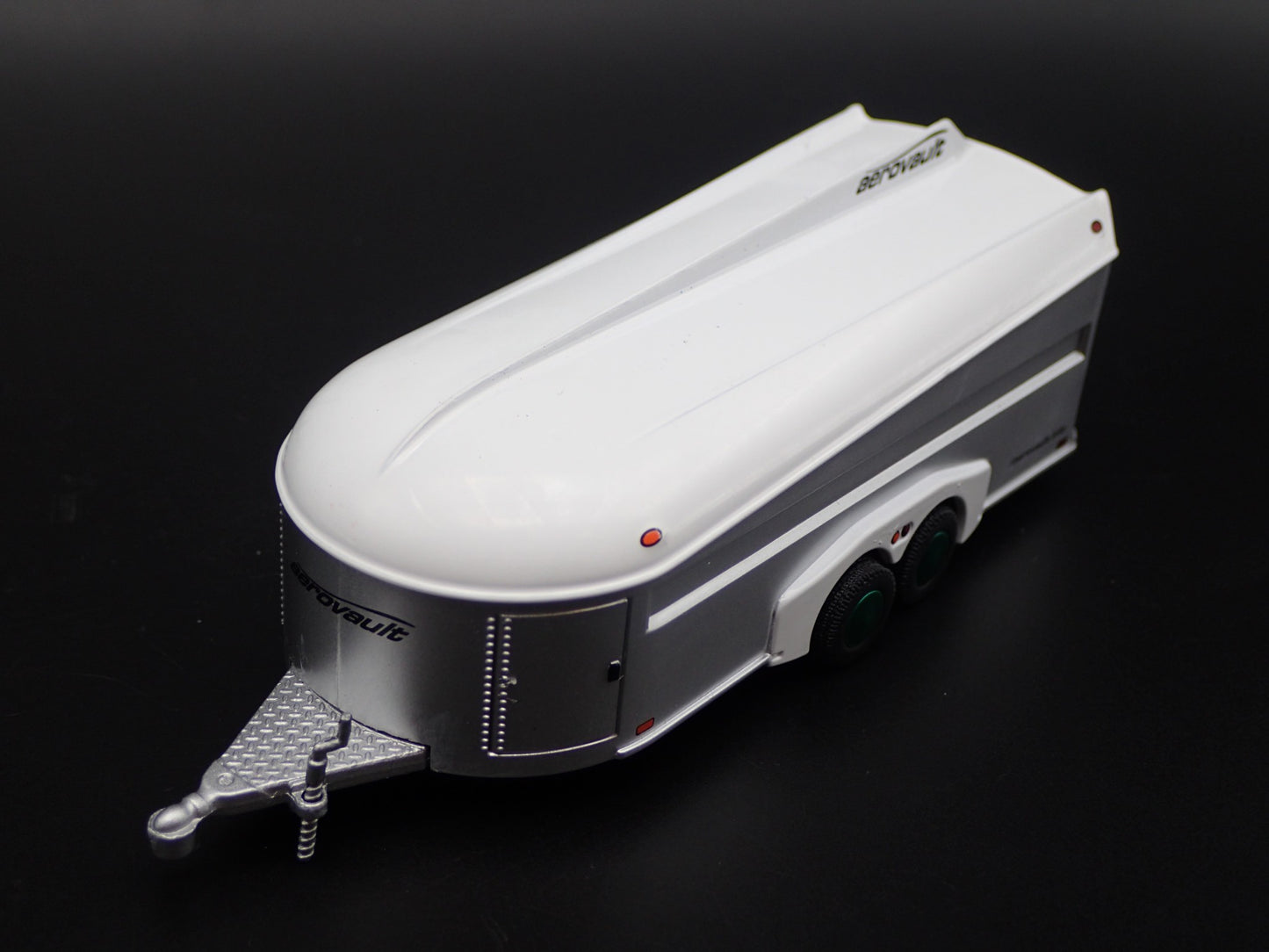 AEROVAULT MKII TRAILER GREEN MACHINE CHASE 1/64 SCALE DIORAMA DIECAST MODEL CAR