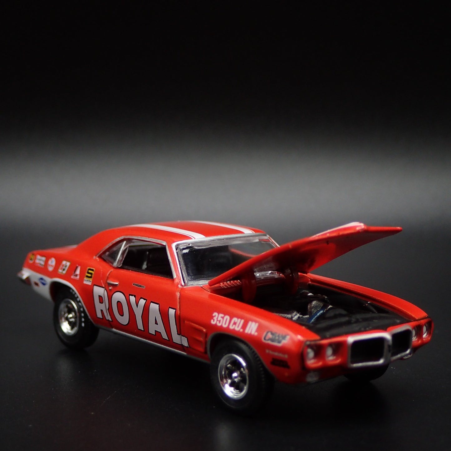 1969 69 PONTIAC FIREBIRD ROYAL BOBCAT 1:64 SCALE DIORAMA DIECAST MODEL CAR