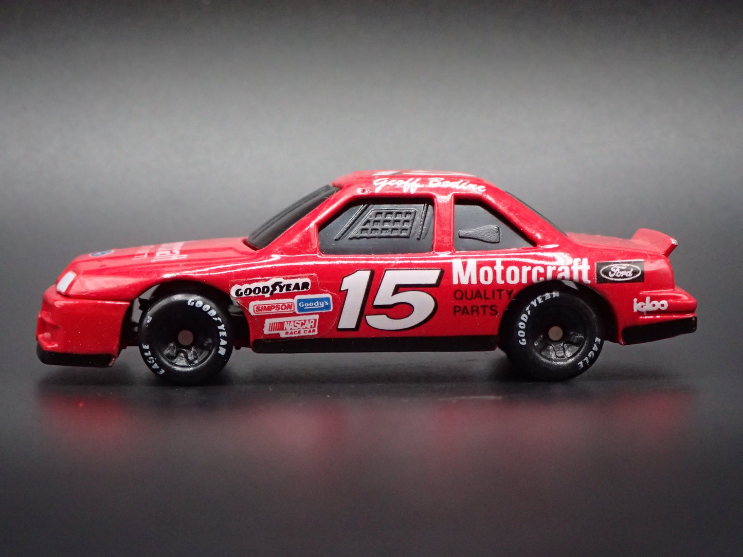 1991 91 FORD THUNDERBIRD 15 GEOFF BODINE NASCAR 1:64 SCALE DIECAST MODEL CAR