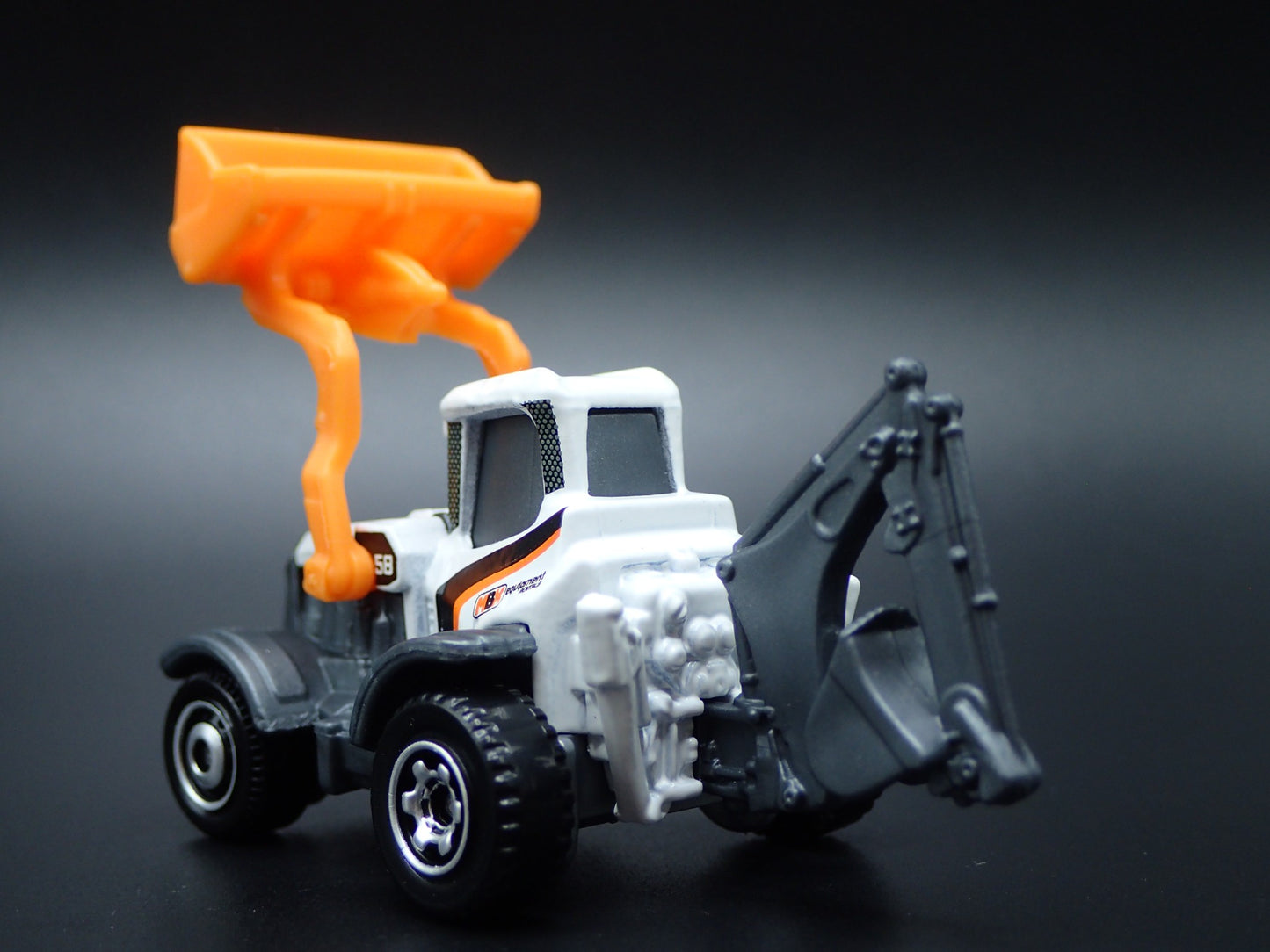 BACKHOE CONTRUCTION VEHICLE 1:64 MB SCALE COLLECTIBLE DIORAMA DIECAST MODEL CAR
