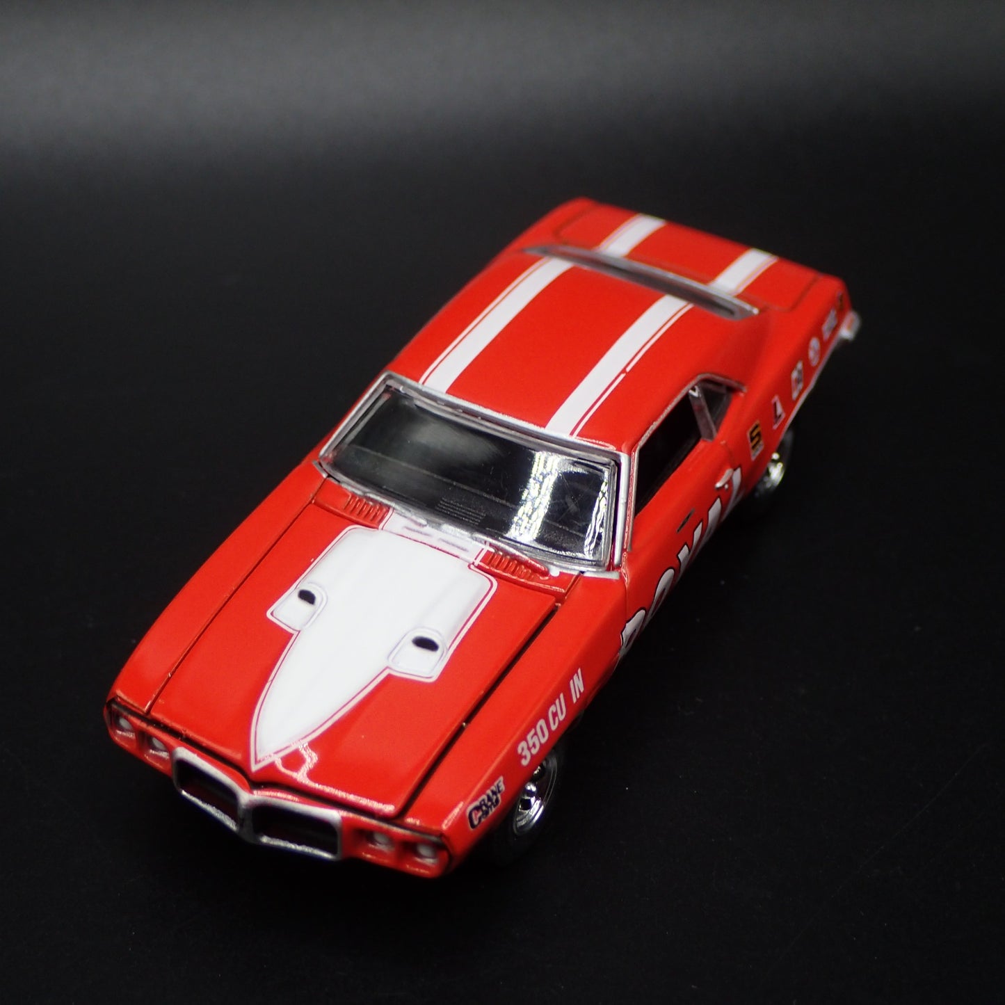 1969 69 PONTIAC FIREBIRD ROYAL BOBCAT 1:64 SCALE DIORAMA DIECAST MODEL CAR