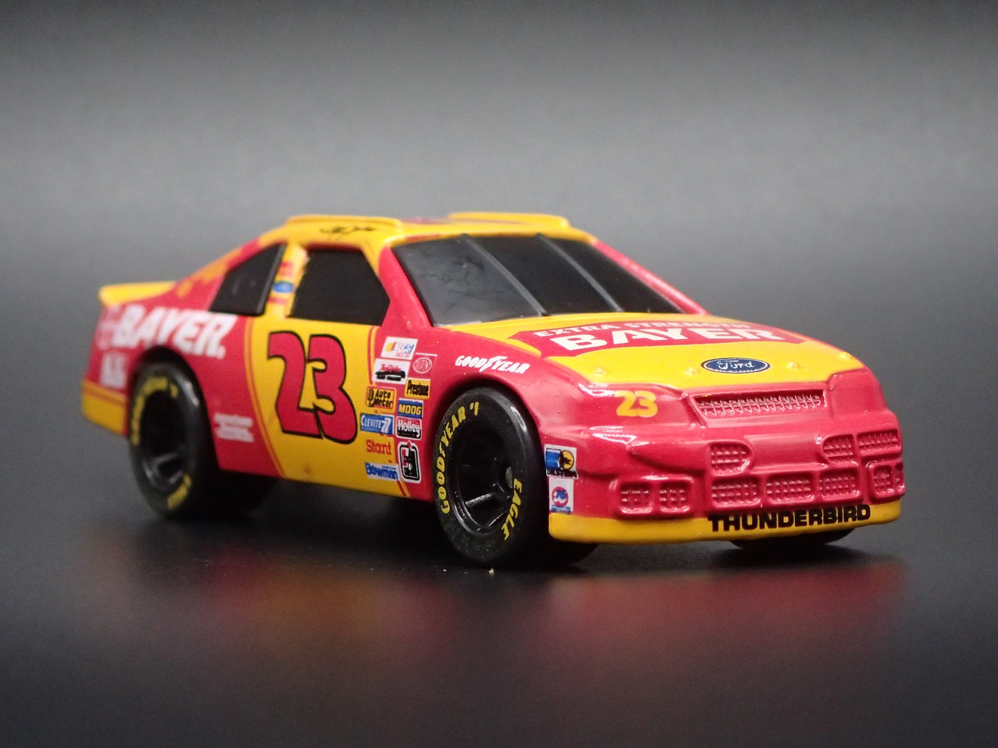 1995 95 FORD THUNDERBIRD 23 CHAD LITTLE NASCAR 1:64 SCALE DIECAST MODEL CAR