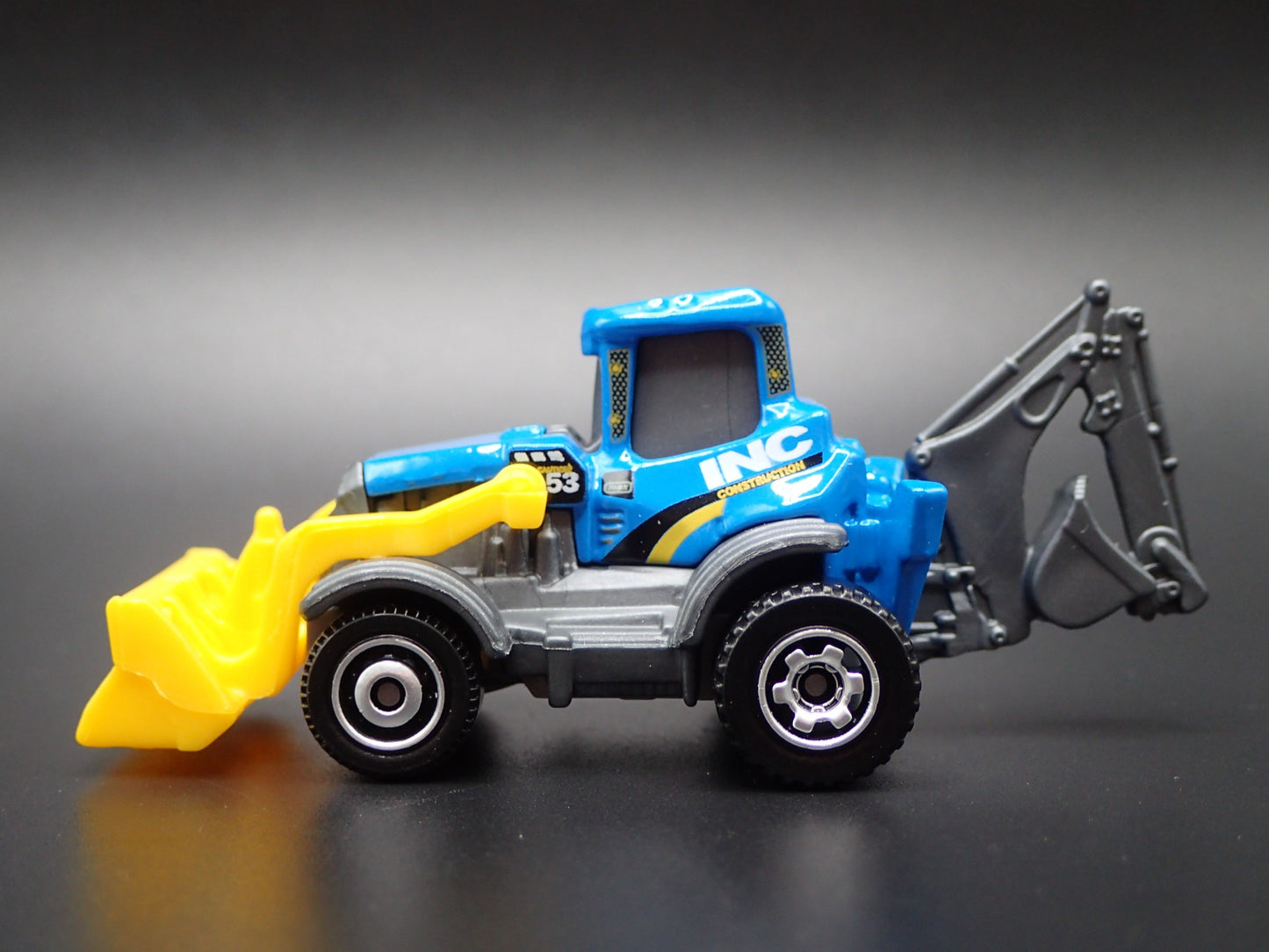 BACKHOE CONTRUCTION VEHICLE 1:64 MB SCALE COLLECTIBLE DIORAMA DIECAST MODEL CAR