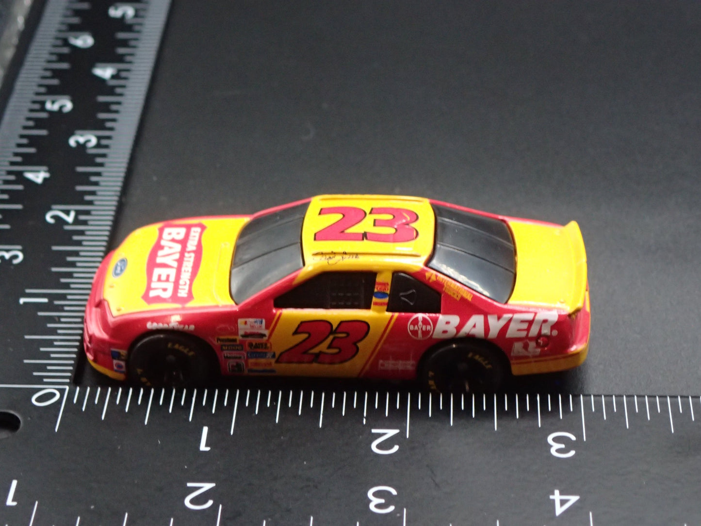 1995 95 FORD THUNDERBIRD 23 CHAD LITTLE NASCAR 1:64 SCALE DIECAST MODEL CAR