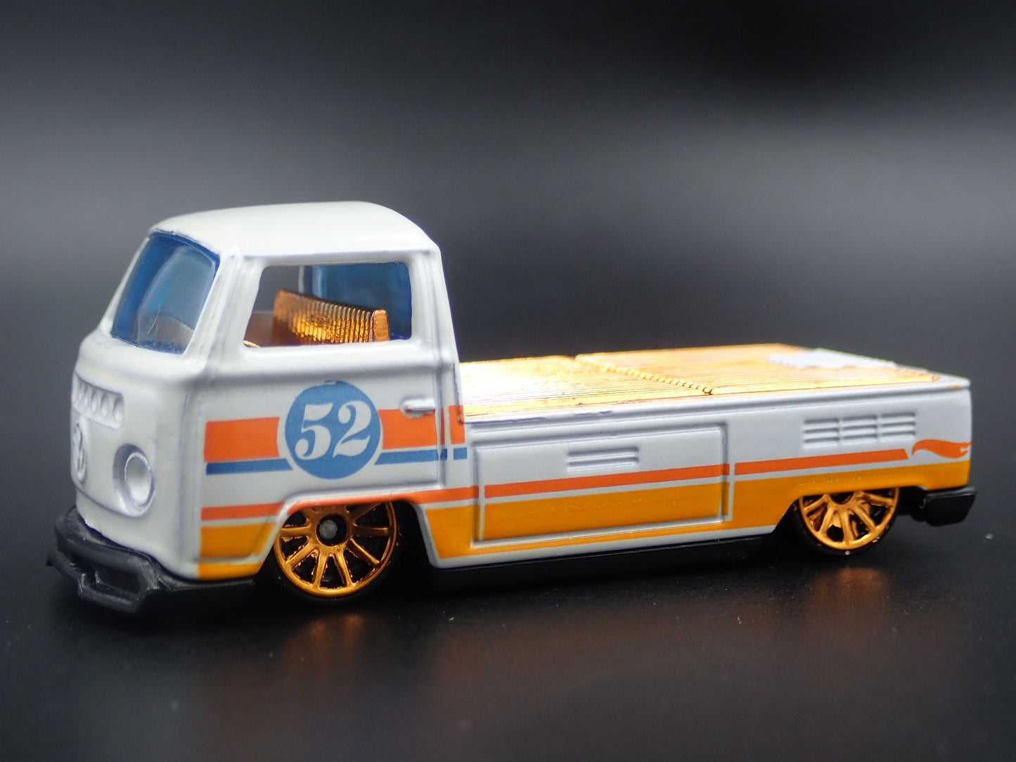 1967-1979 VW VOLKSWAGEN TYPE 2 T2 SINGLE CAB PICKUP 1:64 SCALE DIECAST MODEL CAR