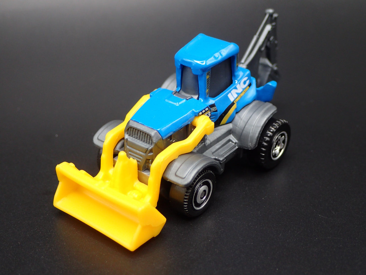 BACKHOE CONTRUCTION VEHICLE 1:64 MB SCALE COLLECTIBLE DIORAMA DIECAST MODEL CAR