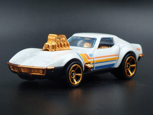 1968 68 CHEVY CHEVROLET CORVETTE BLOWN ENGINE WHITE 1/64 SCALE DIECAST MODEL CAR