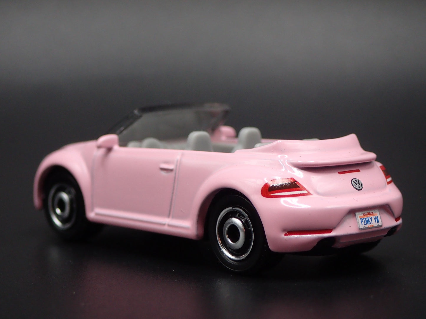2011-2019 VW VOLKSWAGEN BEETLE BUG CONVERTIBLE PINK 1:64 SCALE DIECAST MODEL CAR