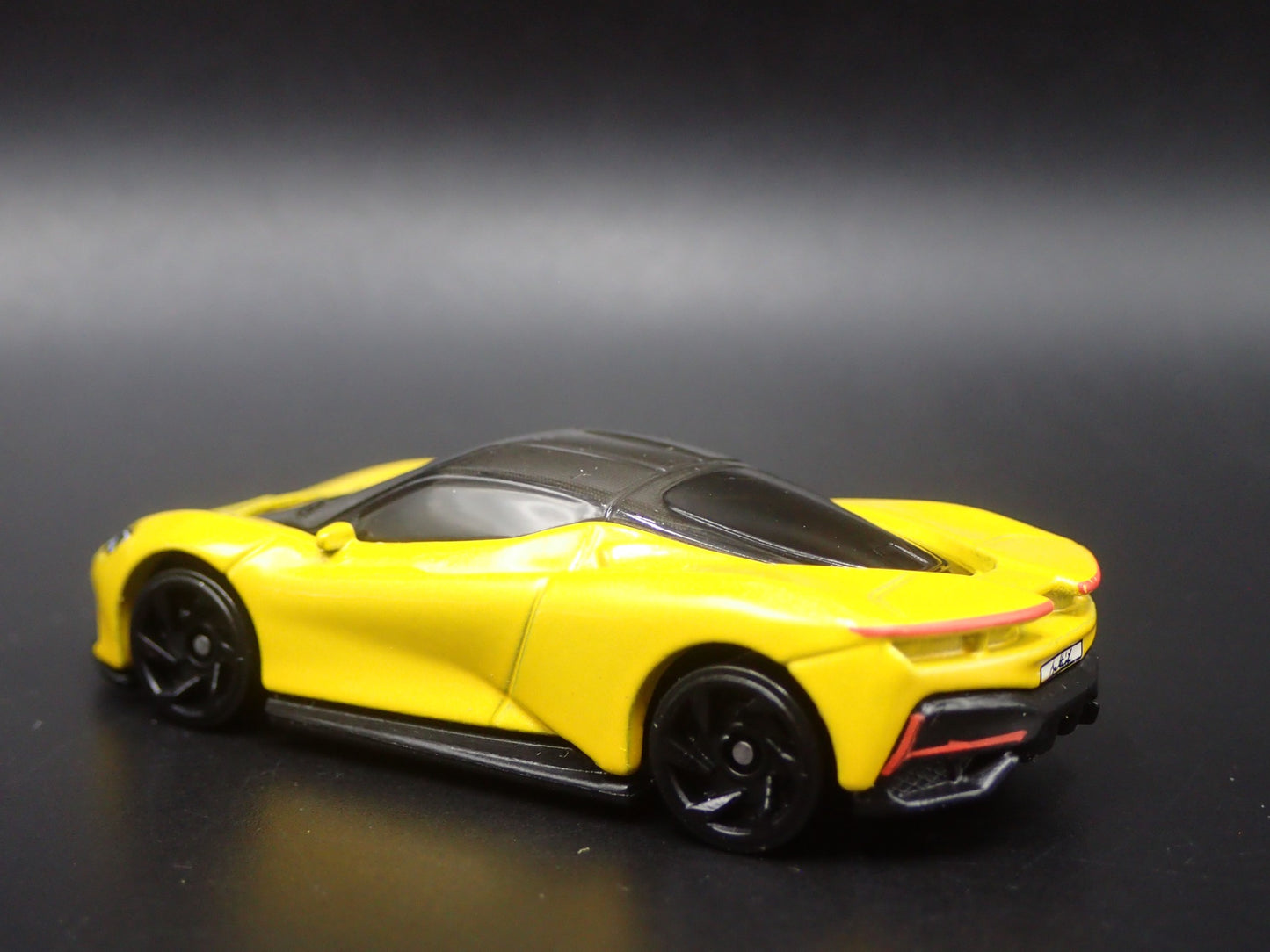 2022-2025 AUTOMOBILI PININFARINA BATTISTA SUPER CAR 1:64 SCALE DIECAST MODEL CAR