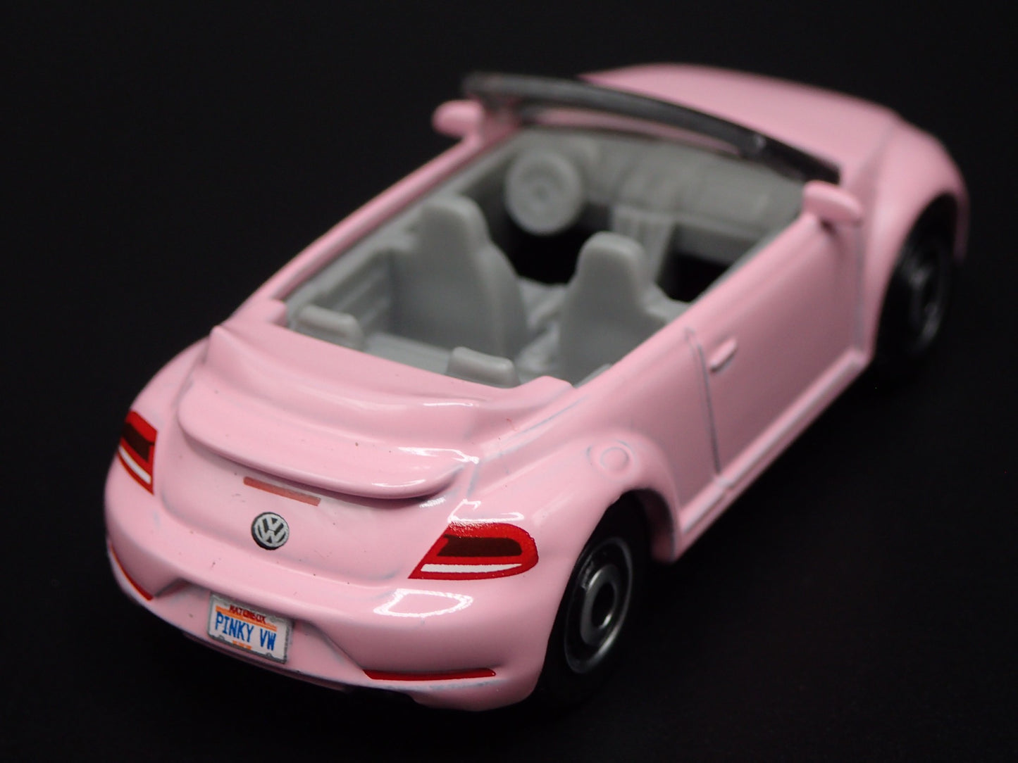 2011-2019 VW VOLKSWAGEN BEETLE BUG CONVERTIBLE PINK 1:64 SCALE DIECAST MODEL CAR