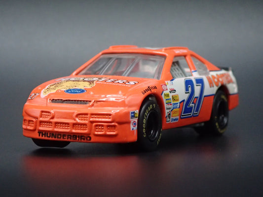 1995 FORD THUNDERBIRD 27 LOY ALLEN HOOTERS NASCAR 1:64 SCALE DIECAST MODEL CAR