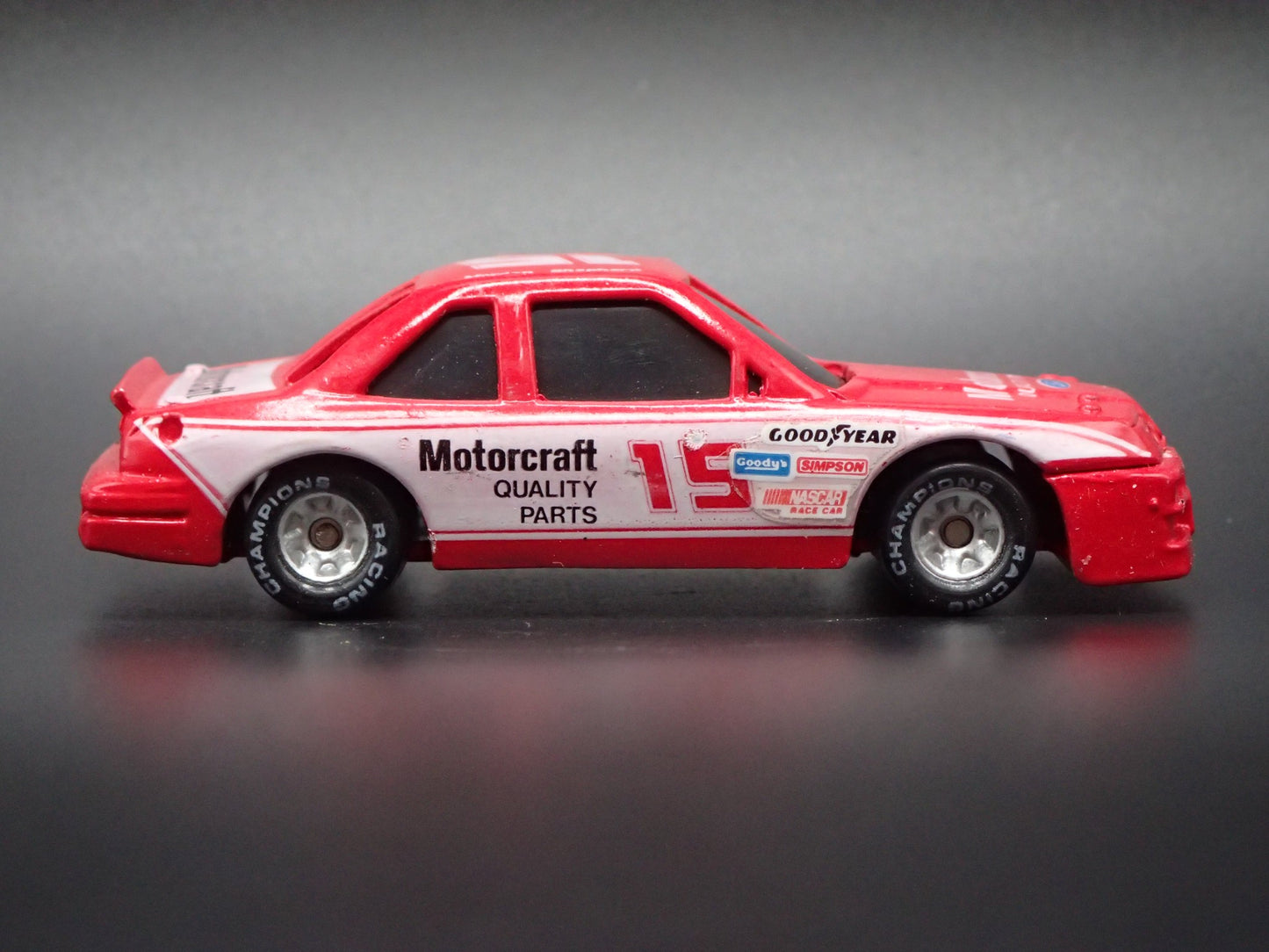 1991 91 FORD THUNDERBIRD 15 MORGAN SHEPHERD NASCAR 1/64 SCALE DIECAST MODEL CAR