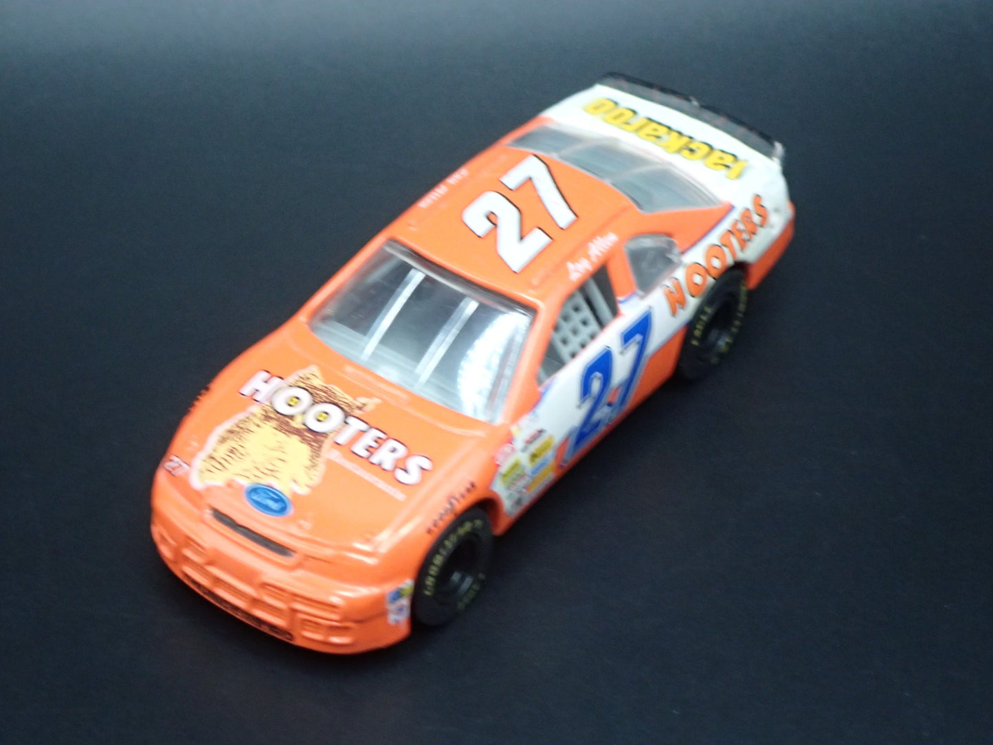 1995 FORD THUNDERBIRD 27 LOY ALLEN HOOTERS NASCAR 1:64 SCALE DIECAST MODEL CAR