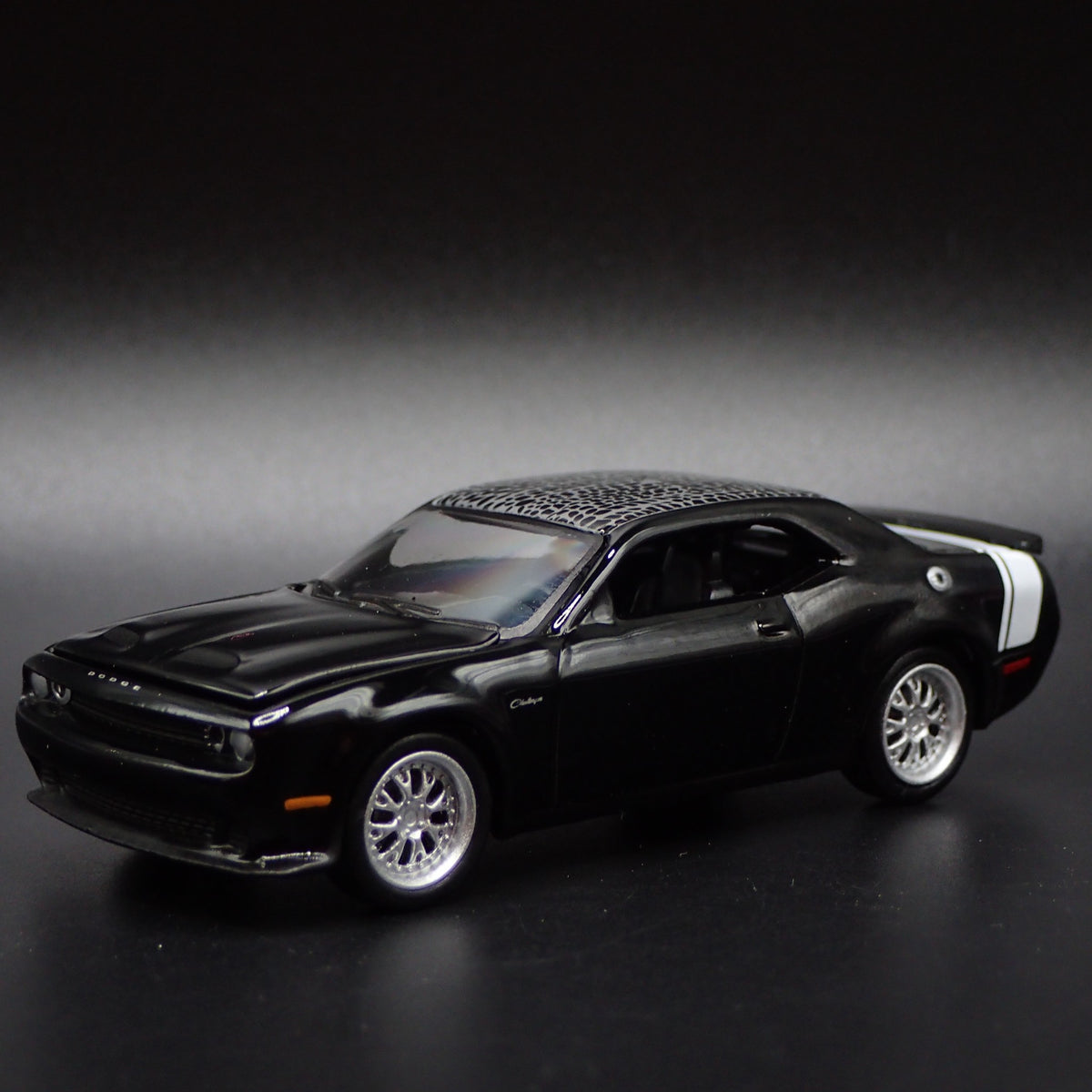2023 23 DODGE CHALLENGER SRT HELLCAT REDEYE 1/64 SCALE DIORAMA DIECAST MODEL CAR-Burning Rubber Toy Company
