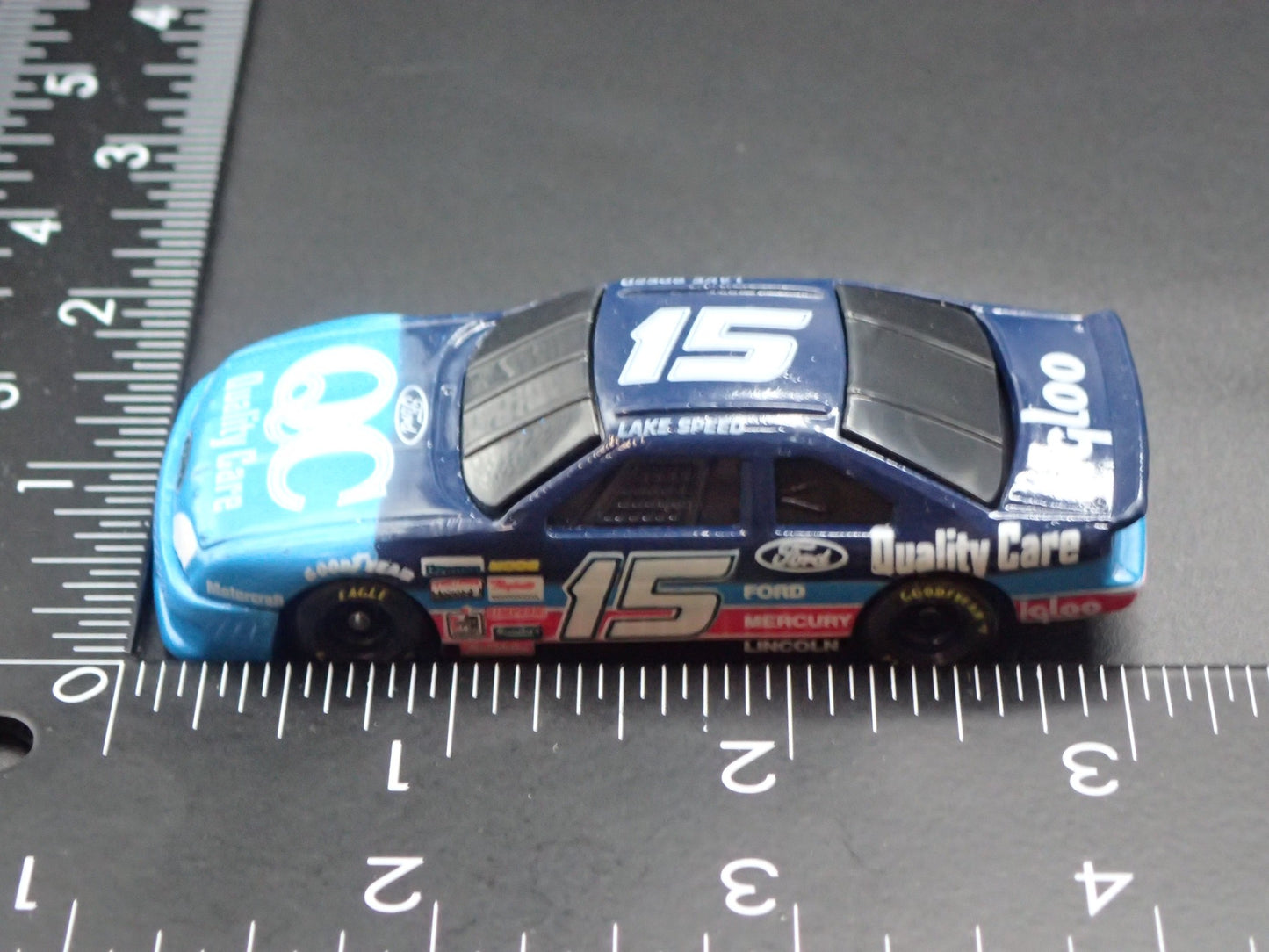 1994 94 FORD THUNDERBIRD 15 LAKE SPEED QC NASCAR 1:64 SCALE DIECAST MODEL CAR