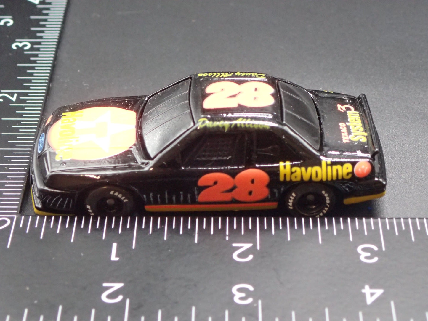 1993 93 FORD THUNDERBIRD 28 DAVEY ALLISON NASCAR 1/64 SCALE DIECAST MODEL CAR