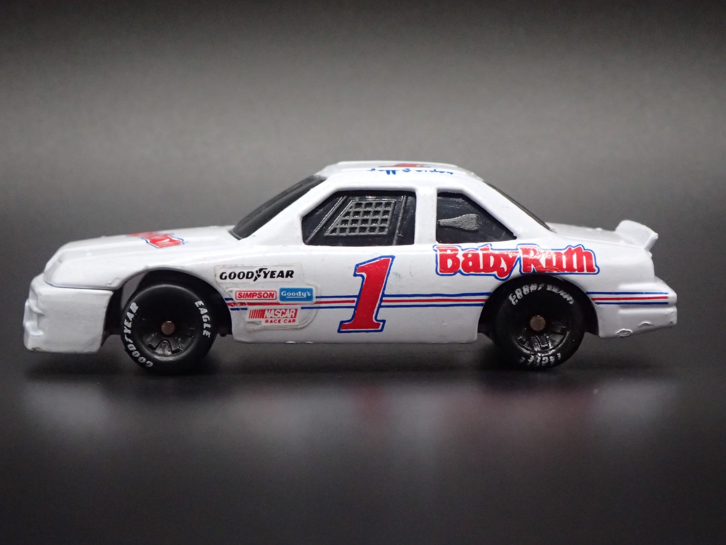 1991 91 FORD THUNDERBIRD 1 JEFF GORDON BABY RUTH NASCAR 1:64 DIECAST MODEL CAR