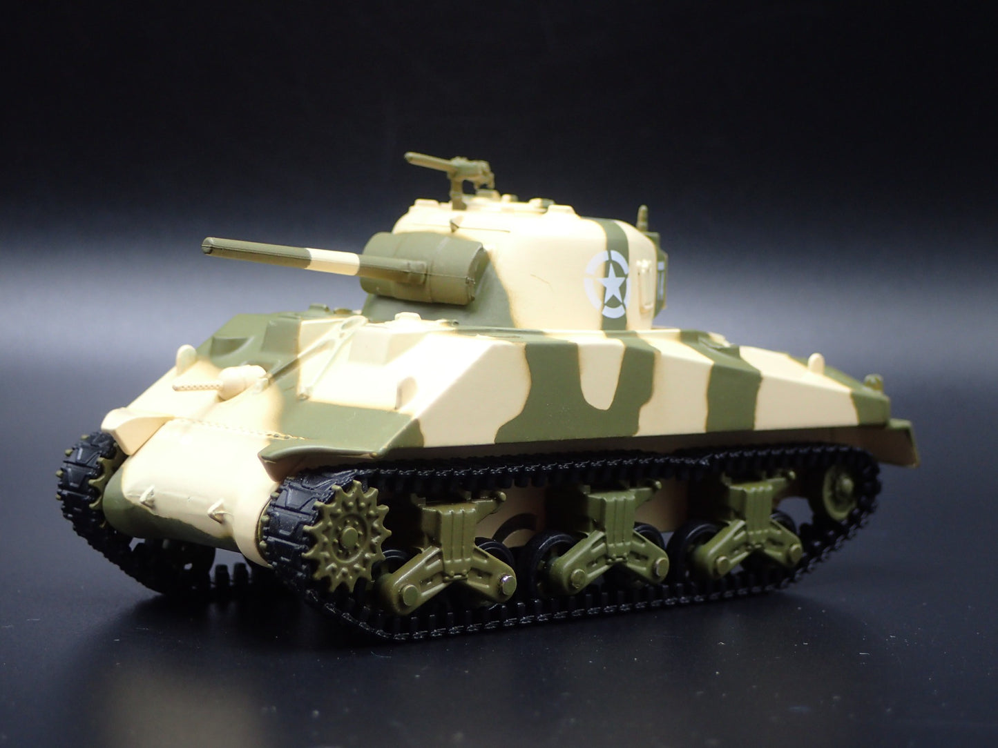 WWII M4 SHERMAN TANK  US ARMY WORLD WAR II 756TH 1:64 SCALE DIECAST MODEL CAR