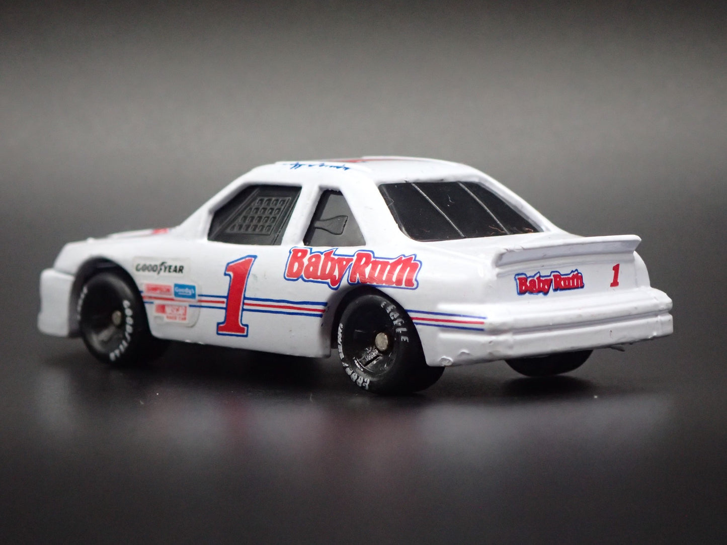 1991 91 FORD THUNDERBIRD 1 JEFF GORDON BABY RUTH NASCAR 1:64 DIECAST MODEL CAR