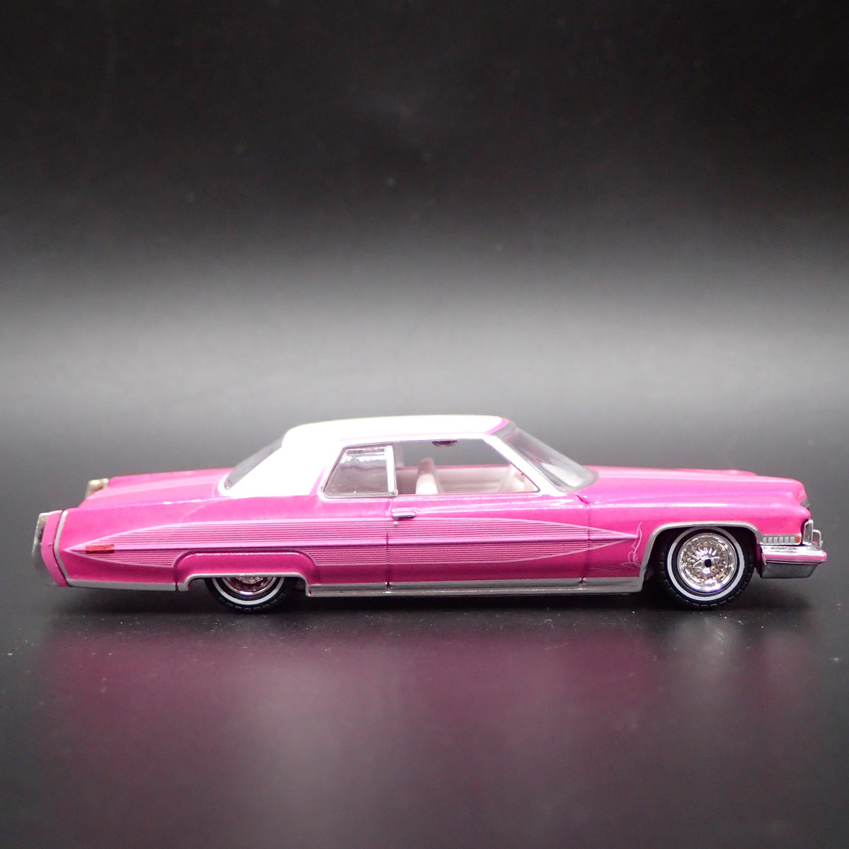 1973 CADDY CADILLAC COUPE DEVILLE LOWRIDER 1/64 SCALE DIORAMA DIECAST MODEL CAR-Burning Rubber Toy Company