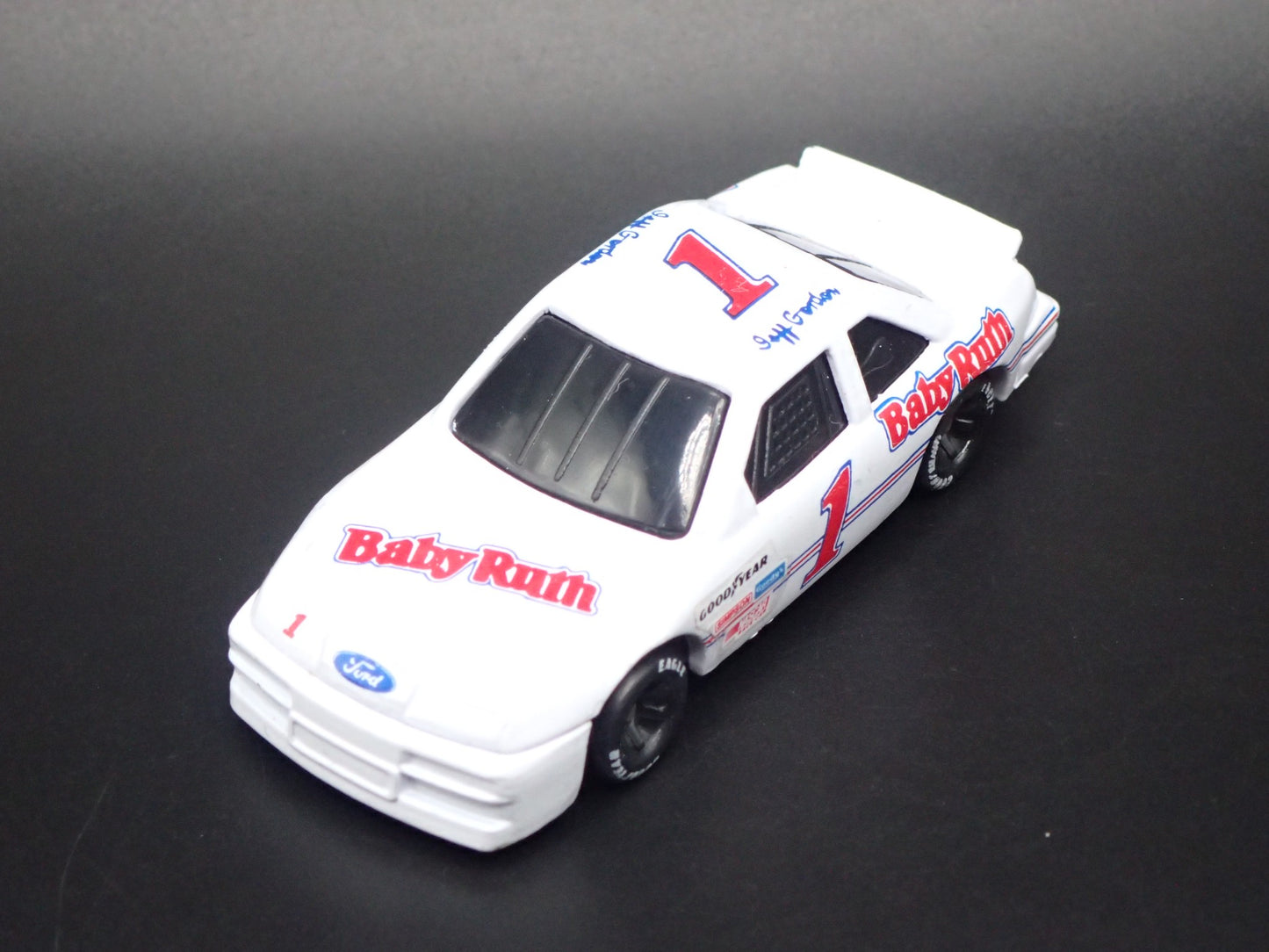 1991 91 FORD THUNDERBIRD 1 JEFF GORDON BABY RUTH NASCAR 1:64 DIECAST MODEL CAR