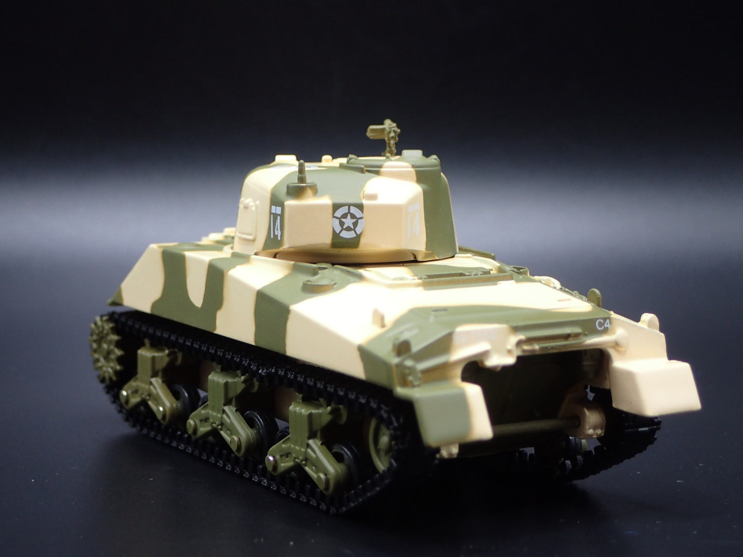 WWII M4 SHERMAN TANK  US ARMY WORLD WAR II 756TH 1:64 SCALE DIECAST MODEL CAR