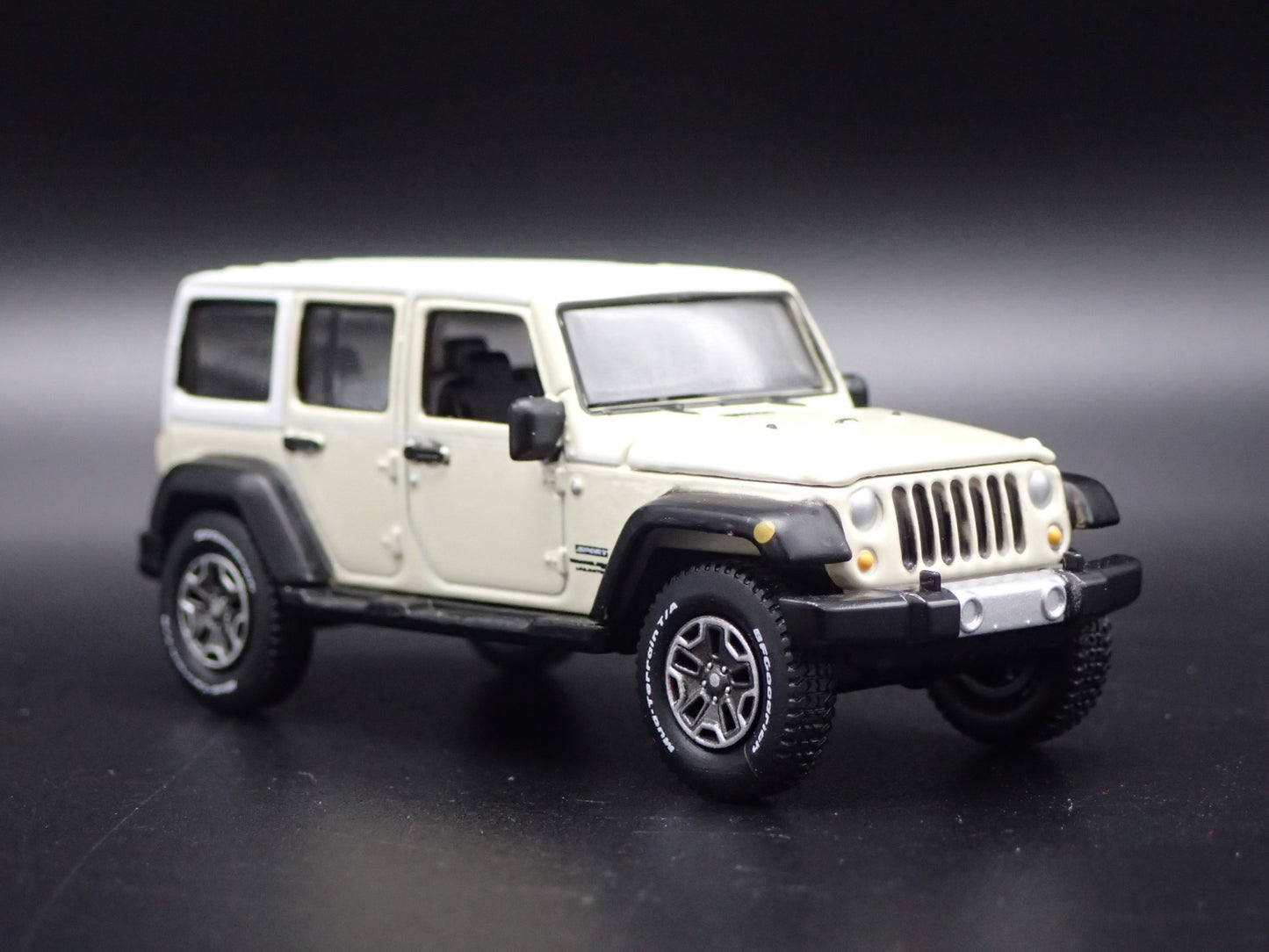 2006-2018 JEEP WRANGLER UNLIMITED JK SPORT 4 DOOR 1:64 SCALE DIECAST MODEL CAR