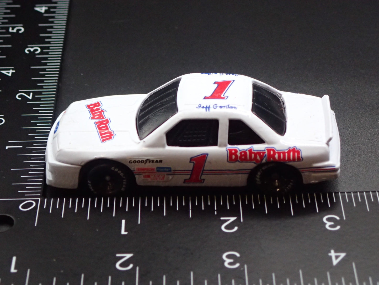 1991 91 FORD THUNDERBIRD 1 JEFF GORDON BABY RUTH NASCAR 1:64 DIECAST MODEL CAR