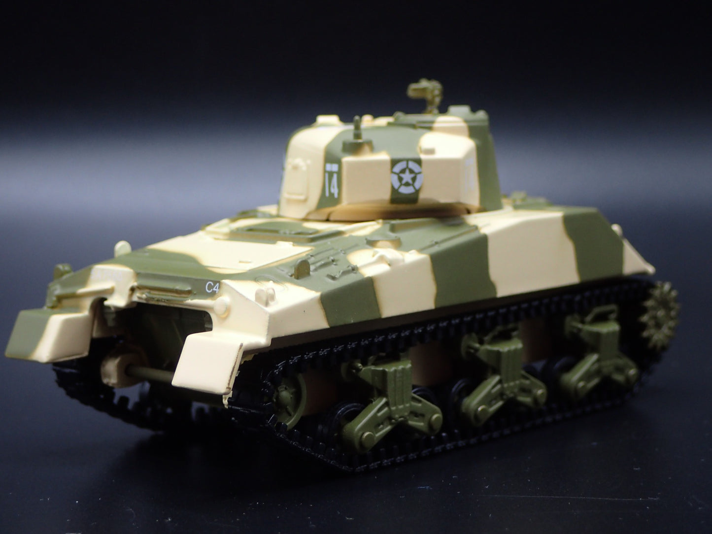 WWII M4 SHERMAN TANK  US ARMY WORLD WAR II 756TH 1:64 SCALE DIECAST MODEL CAR