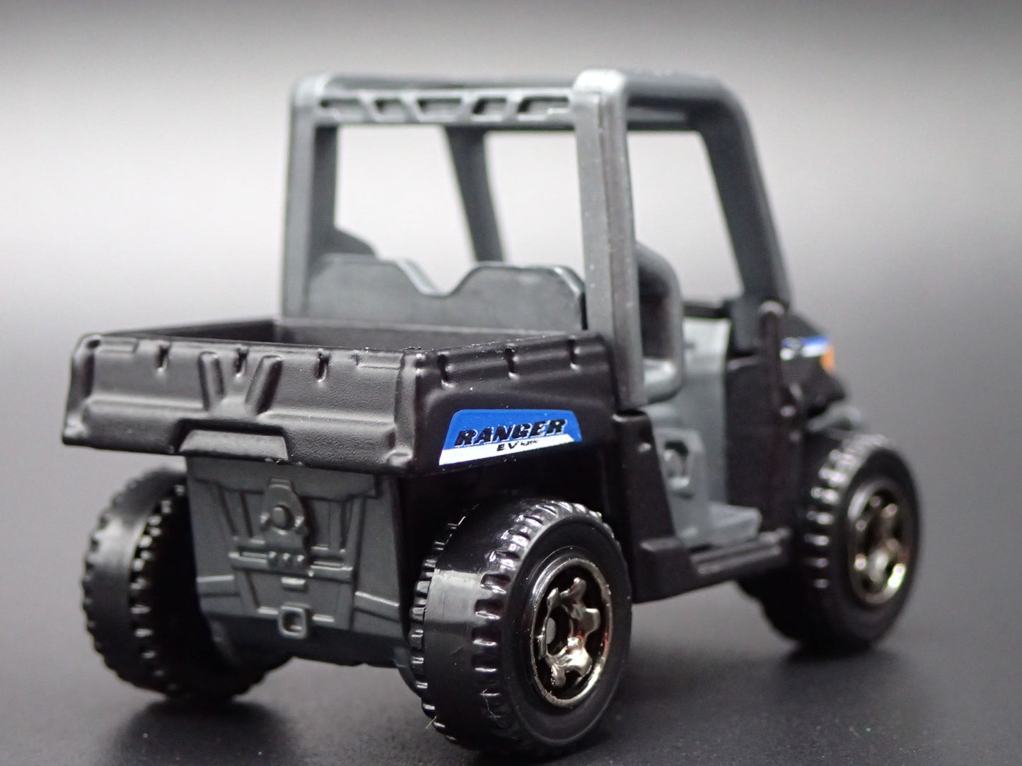 POLARIS RANGER OFF ROAD BLACK 1/64 SCALE COLLECTIBLE DIORAMA DIECAST MODEL CAR